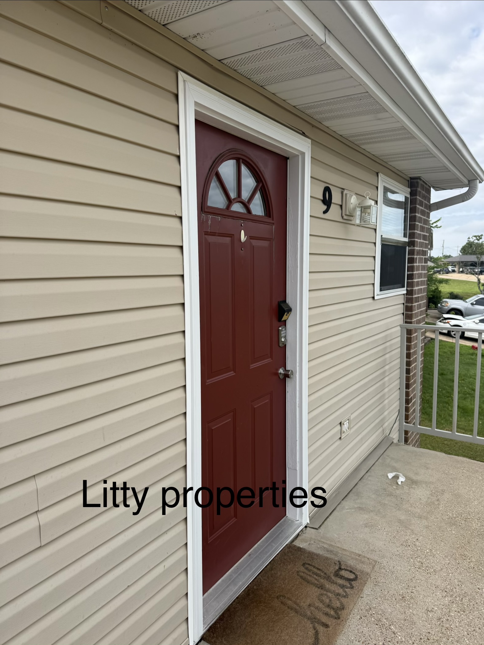 Property main image